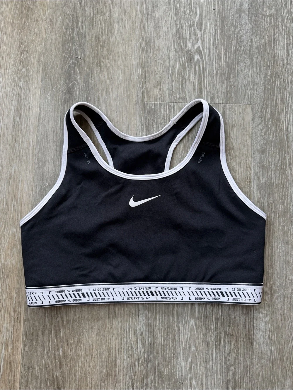 Nike Dri-FIT Swoosh Racerback Sports Bra Black & White